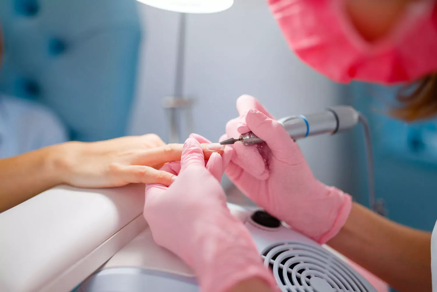 Manicura y pedicura Duboh lashes & Beauty