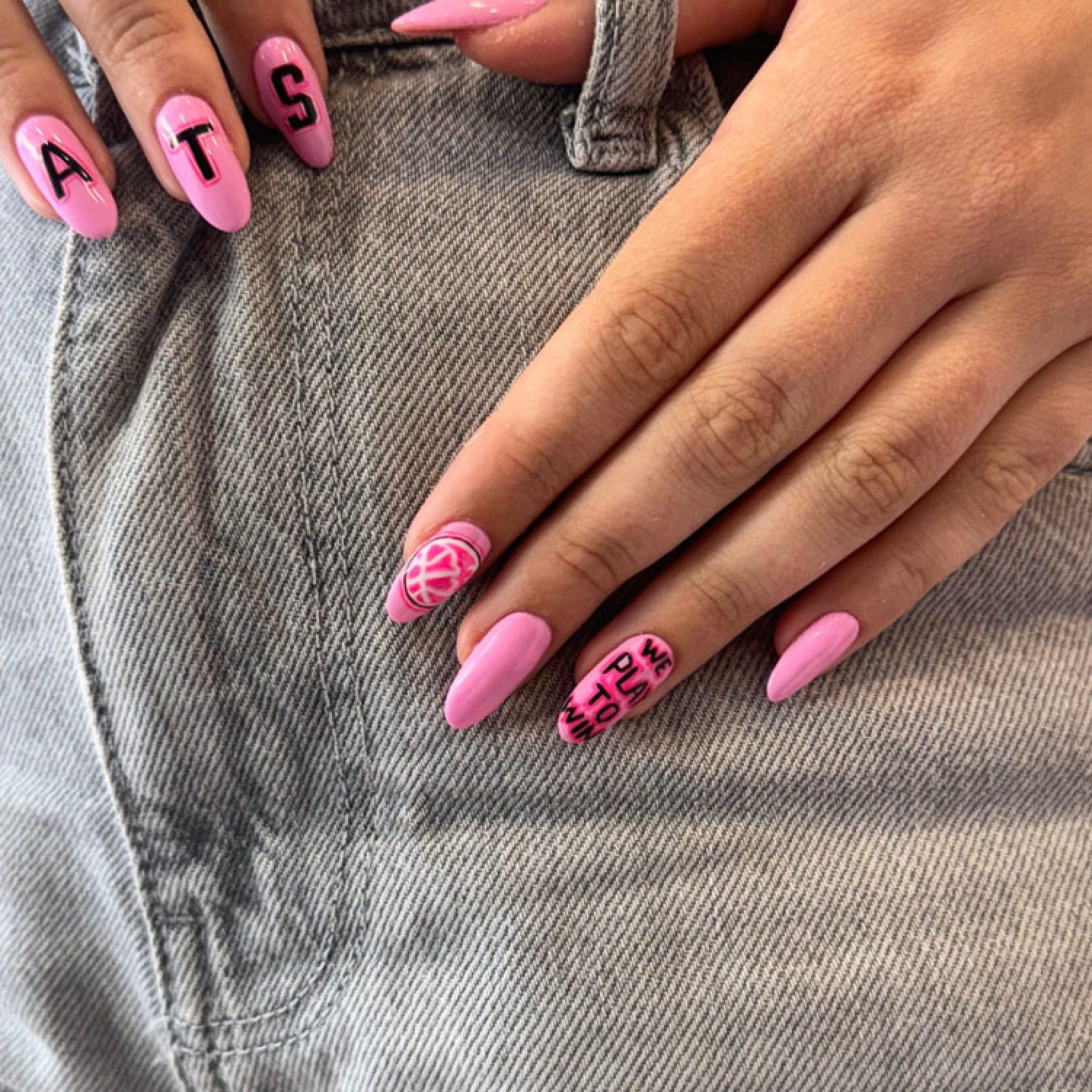 Manicura y pedicura Duboh lashes & Beauty